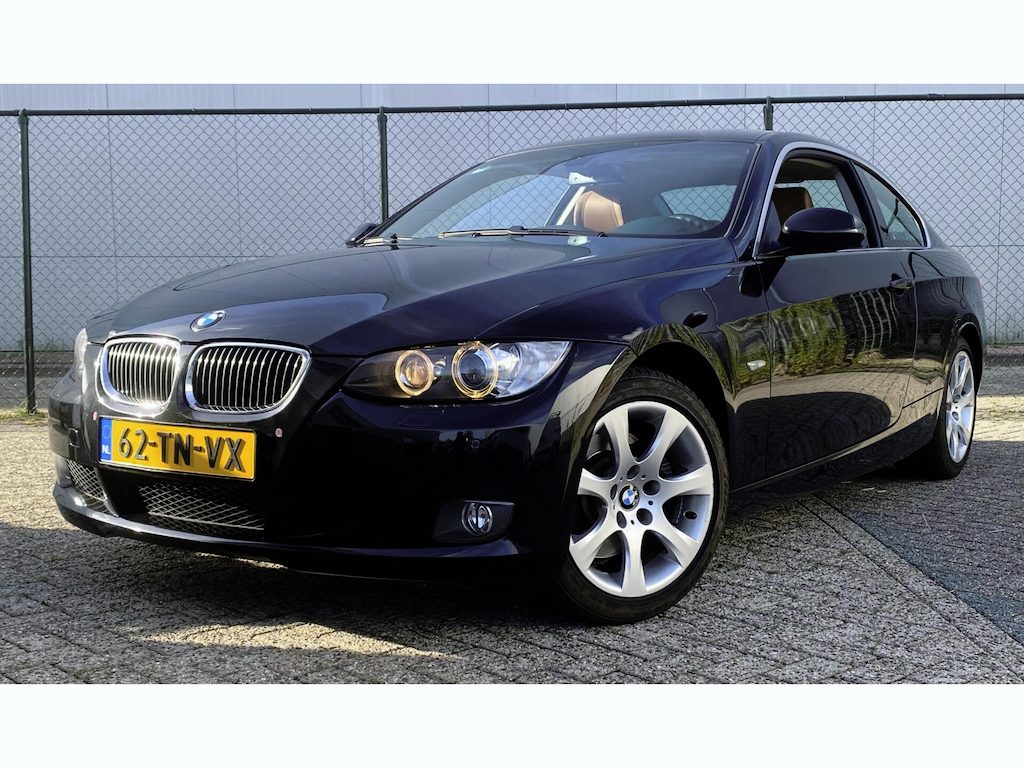 BMW 3-Serie Coupé 325i | AUTOMAAT | NL-Auto | *Uniek*