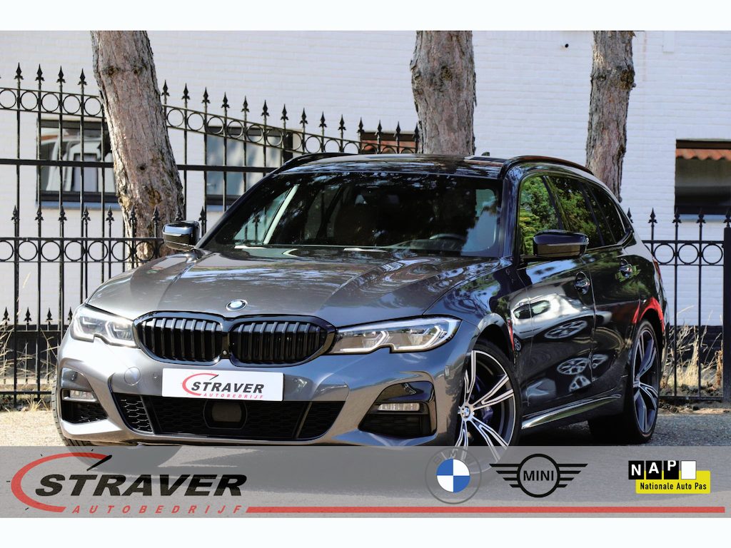 BMW 3-Serie Touring 330d xDrive High Executive |Harman/Kardon |Panoramadak