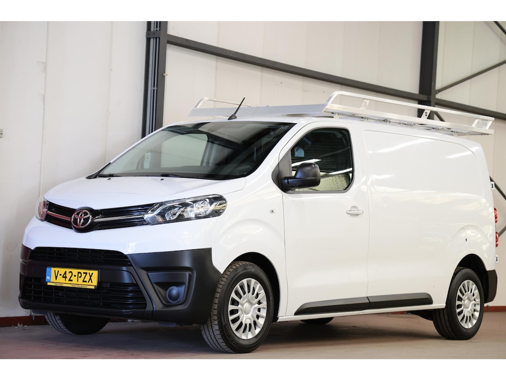 Toyota ProAce Worker 2.0 D-4D Live L2H1 LANG AUTOMAAT