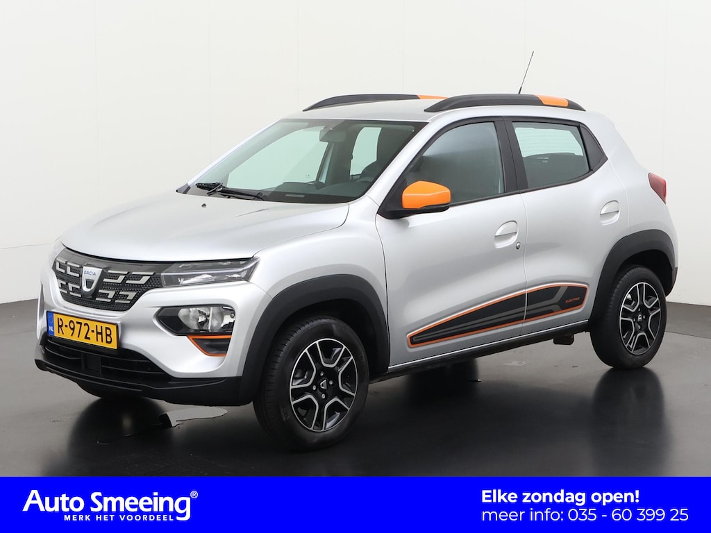 Dacia Spring Comfort Plus (Orange Pack) 27 kWh | SOH 92% | Camera | Navigatie | Apple/Android Carplay | Zondag Open!