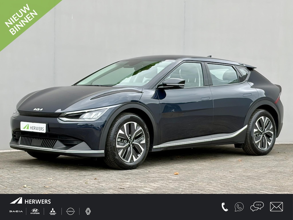 Kia EV6 Edition 77.4 kWh / SOH 100% / Fabrieksgarantie tot 18-06-2032 / 1.600 kg trekgewicht / Android Auto & Apple Carplay / Navigatie / Cruise Control Adaptief / Climate Control / DAB / Draadloze Telefoonlader / Camera / Parkeerassistent / 19" Lichtmetalen Wielen / Keyless entry & start /