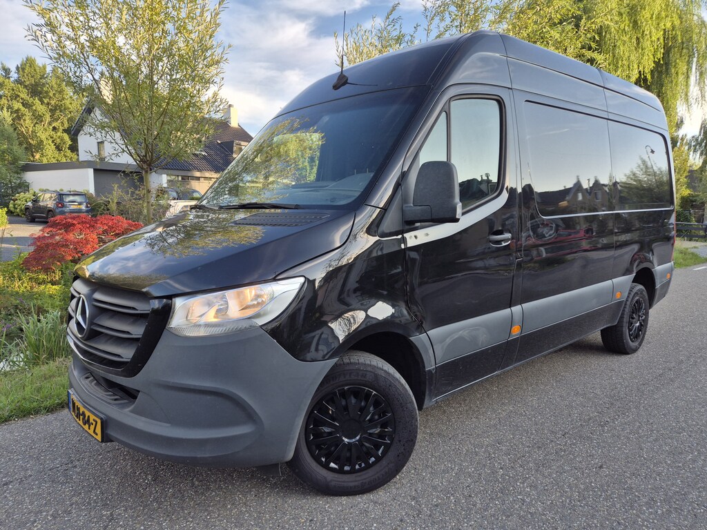 Mercedes-Benz Sprinter 317CDI laadklep automaat9 trekaak 3500kg L2H2 navi camera clima