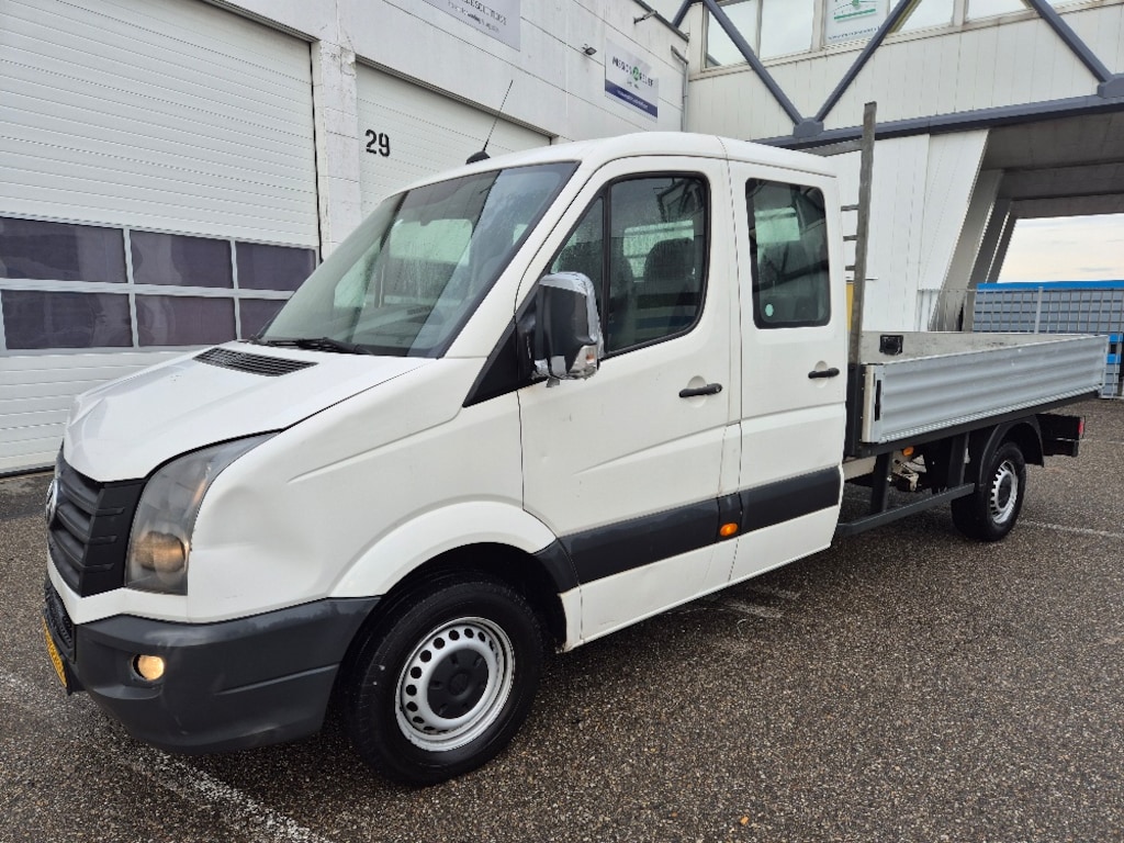 Volkswagen Crafter 50 2.0 TDI L4H1 DC 7-pers 164pk lichte schade airco cruise 2800trekhaak pick-up openlaadbak