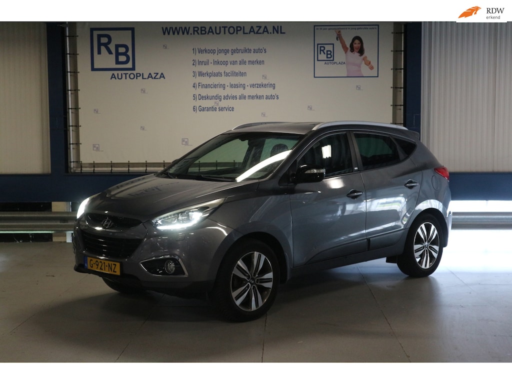 Hyundai ix35 2.0i 4WD Business Edition / NAV / STUUR VERWARMING / HAAK ! ! !