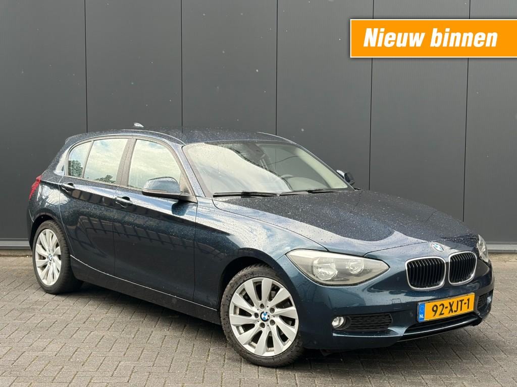 BMW 1-Serie 116i Automaat Airco Navigatie PDC Cruise