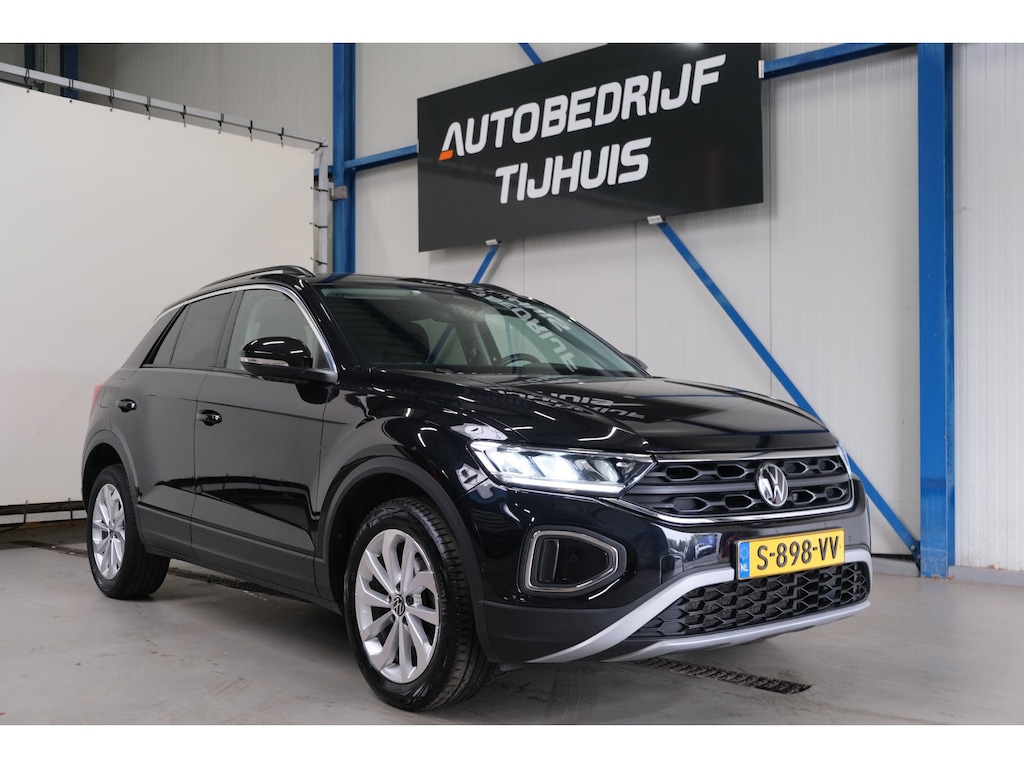 Volkswagen T-Roc 1.0 TSI Life Business - N.A.P. Airco, Cruise, Virtueel display, Carplay, Navi, PDC.