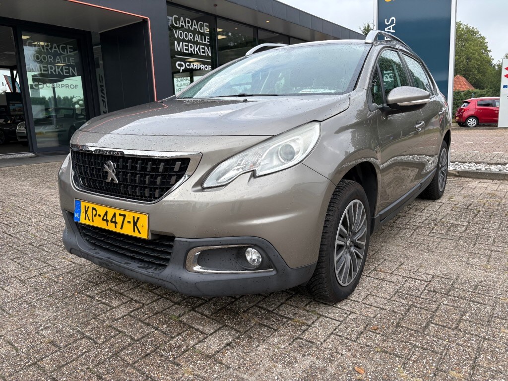 Peugeot 2008 1.2 Puretech Blue Lion Automaat  ''Trekhaak - PDC - Navi ''