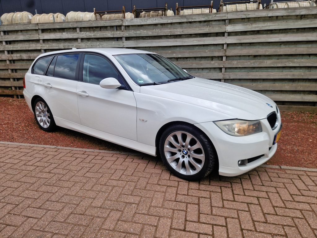 BMW 3-Serie Touring 320i Business Line Automaat, Navigatie