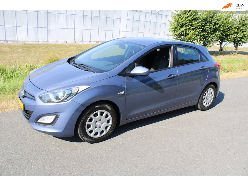 Hyundai i30 5 Drs 1.4i 5 Drs
