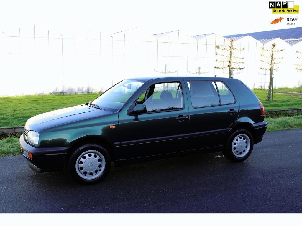 Volkswagen Golf 1.6 Milestone 1e Eigenaar Originele km stand Als Nieuw !