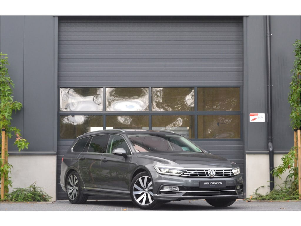 Volkswagen Passat Variant 1.4 TSI Highline Business R NAP| Head Up display | Automaat | Stoelverwarming | Trekhaak