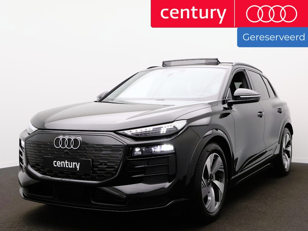 Audi Q6 e-tron S edition quattro 100 kWh | Panoramadak | Camera | B&O | Trekhaak | Adap. Cruise Control | Luchtvering |