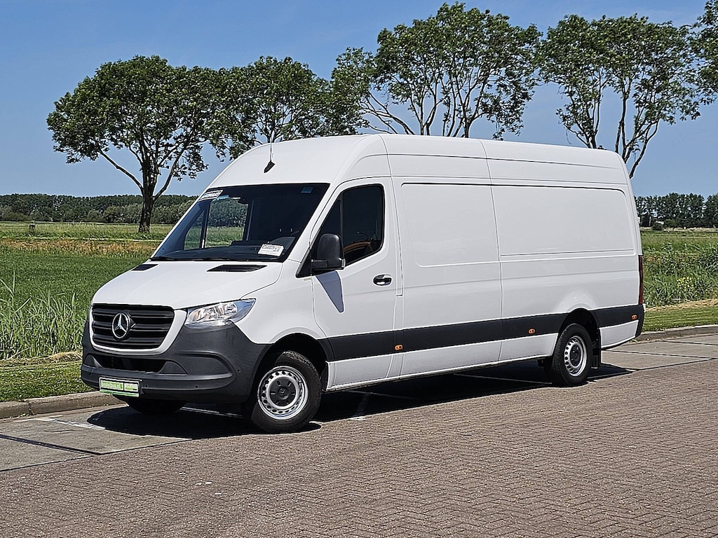 Mercedes-Benz Sprinter 317 1.9 CDI L3H2 RWD Cruise control, Airco, Pdc, Navi, Camera, Mbux7, Euro6, Automaat, 170Pk, Trekhaak