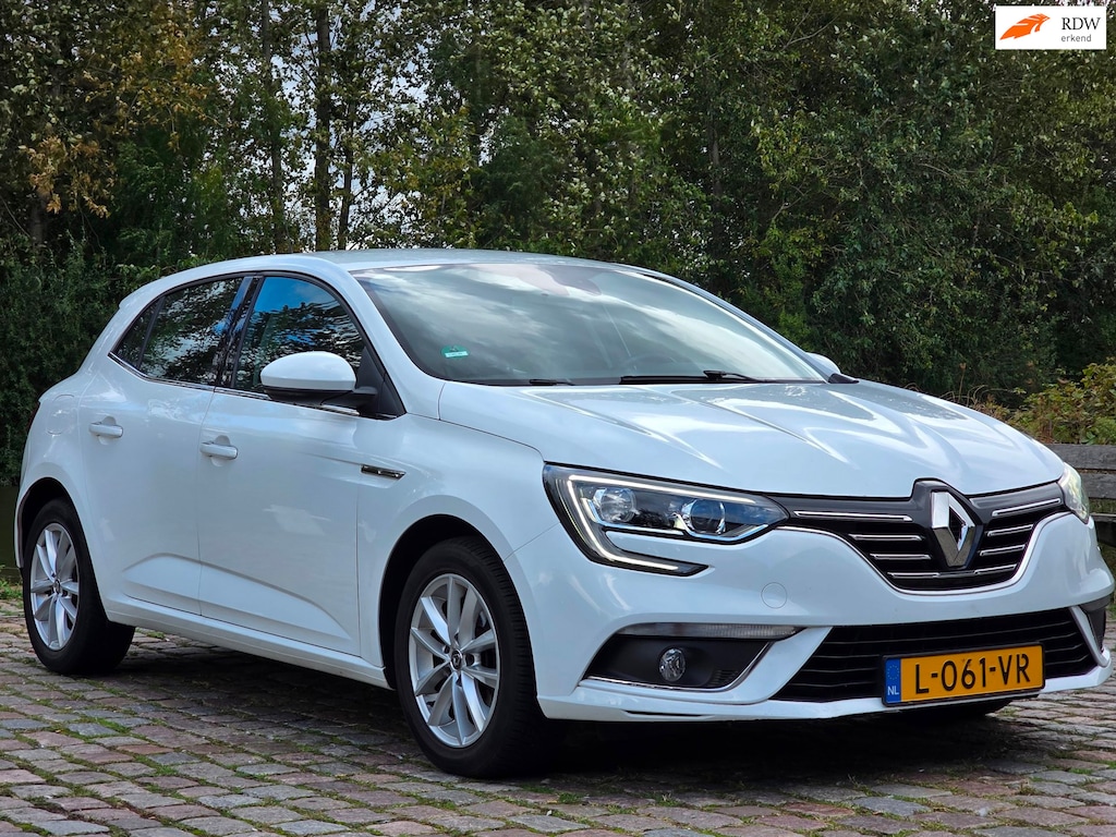 Renault Megane 1.2 TCe Zen Zeer mooi airco parkeer sensor elektrische ramen cruis control cv op afs