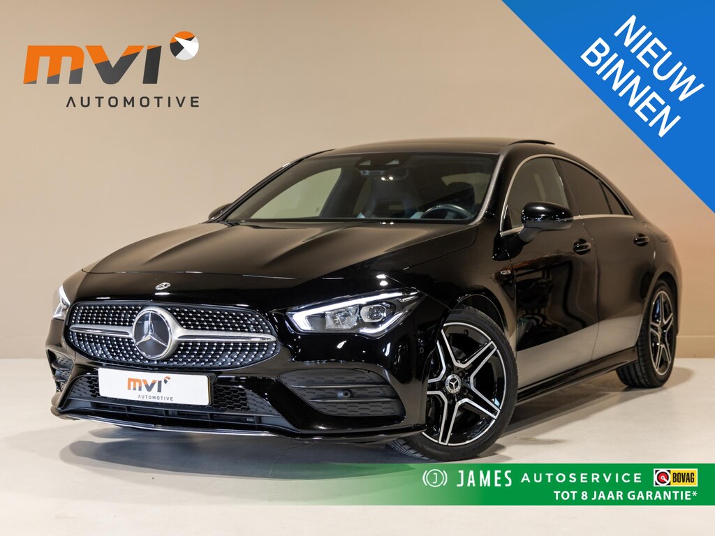 Mercedes-Benz CLA 180 AMG Line Premium Plus / 136pk / Panorama dak / Stoelverwarming / Leder /