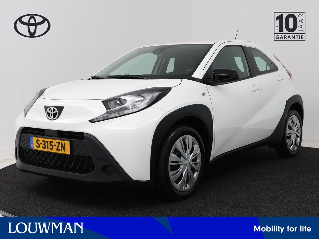 Toyota Aygo X 1.0 VVT-i MT Play | Apple CarPlay / Android Auto (Navigatie) | Camera | Airco |
