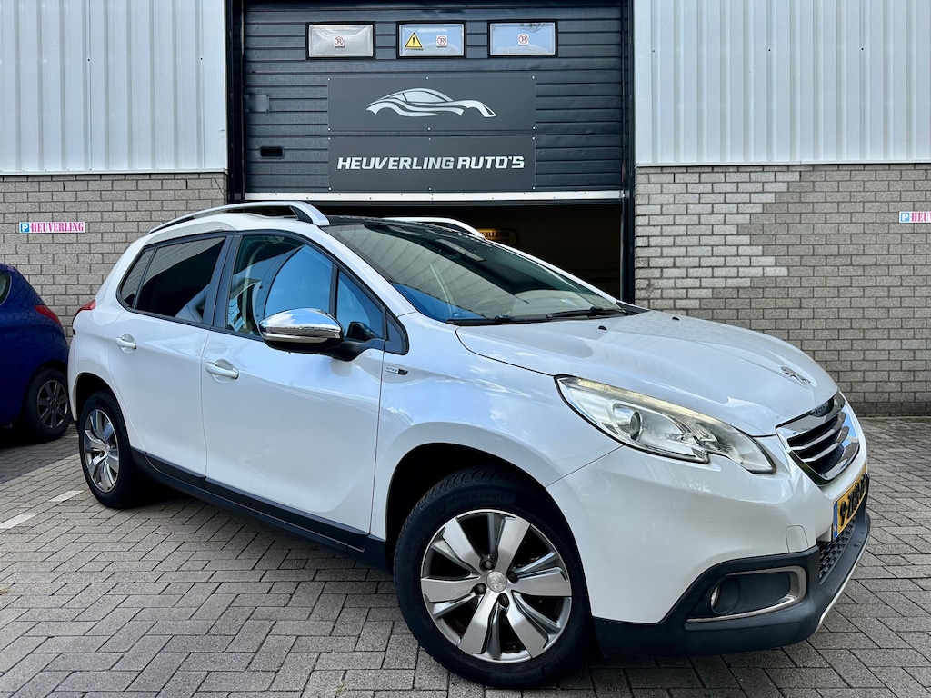 Peugeot 2008 1.2 PureTech Style | Cruise | Clima | Pano | PDC