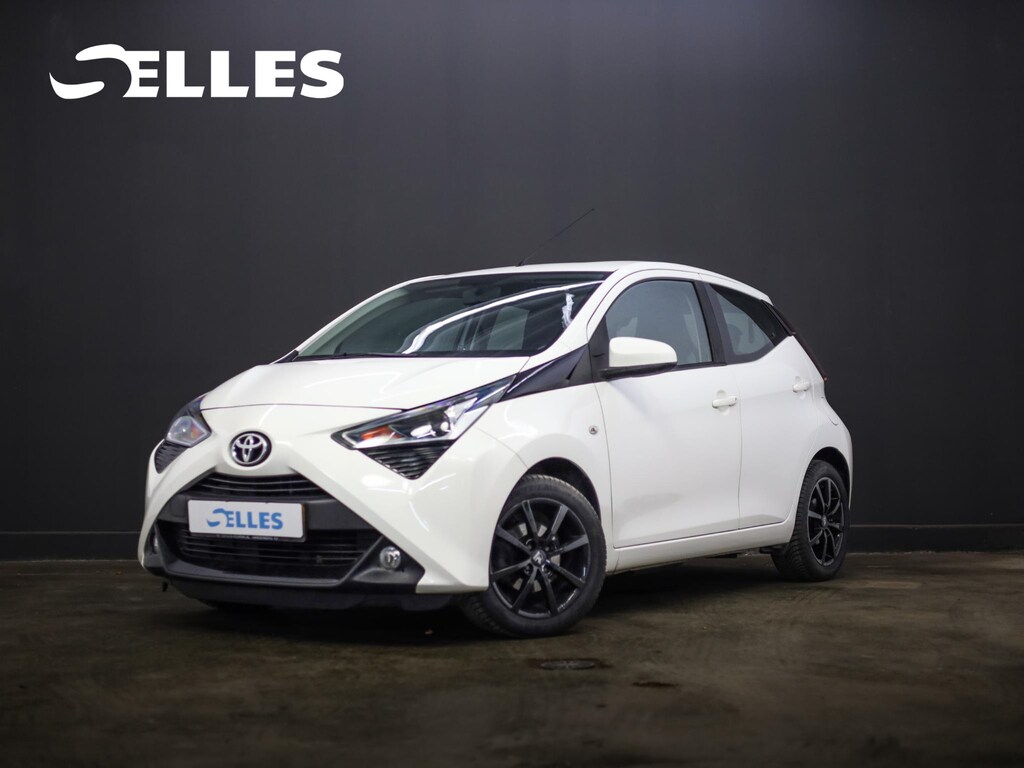 Toyota Aygo 1.0 VVT-i x-play | Camera | Cruise Control | Airco
