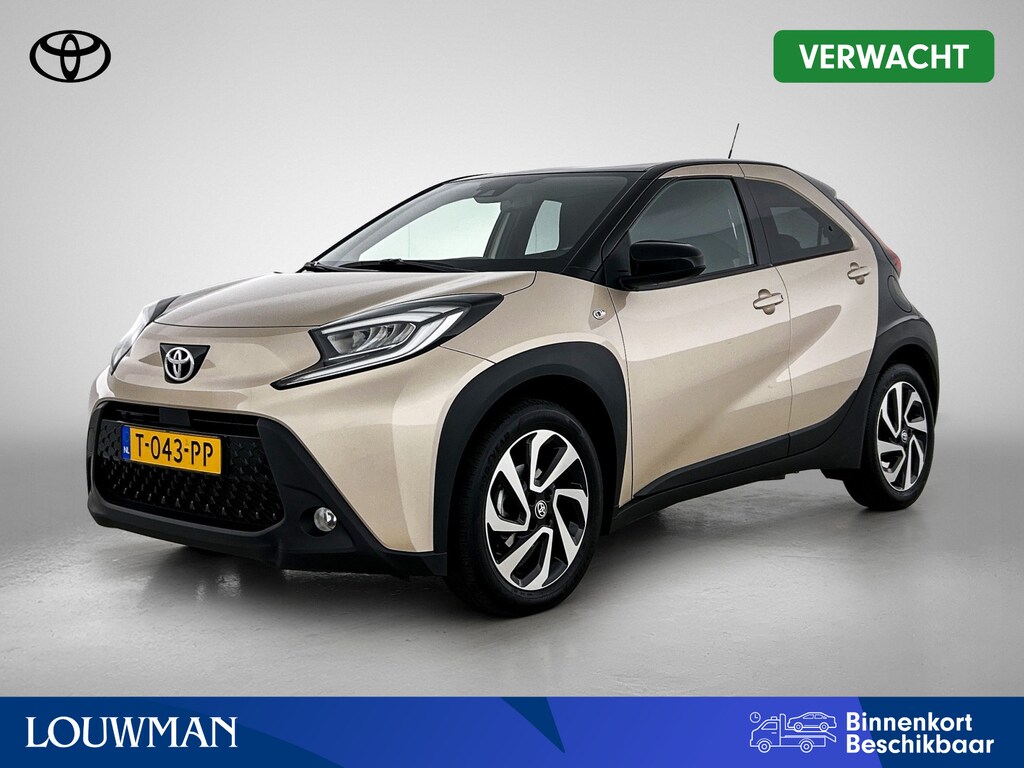 Toyota Aygo X 1.0 VVT-i MT Pulse | Dealer onderhouden | LED verlichting | Climate Control | Cruise Control Adaptive | Achteruitrijcamera | Elektrische ramen voor | Elektrisch verstelbare buitenspiegels |