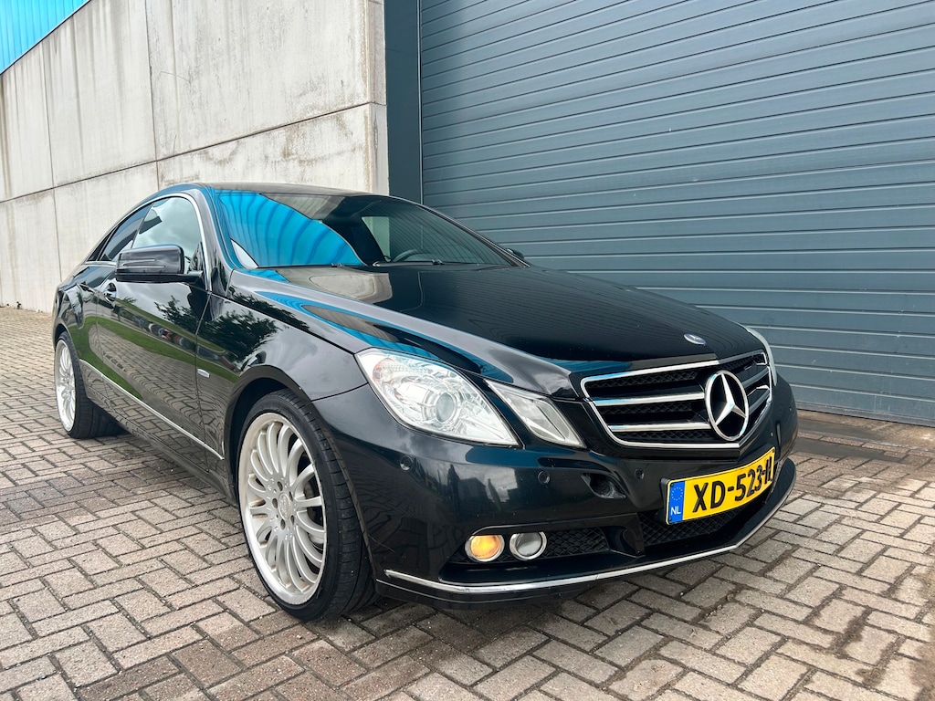 Mercedes-Benz E-klasse Coupé 200 CGI Elegance AUT NAVI