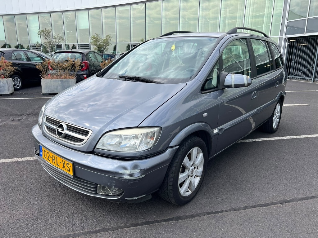 Opel Zafira 1.8-16V Maxx