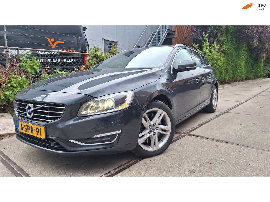Volvo V60 2.4 D6 AWD Plug-In Hybrid Summum