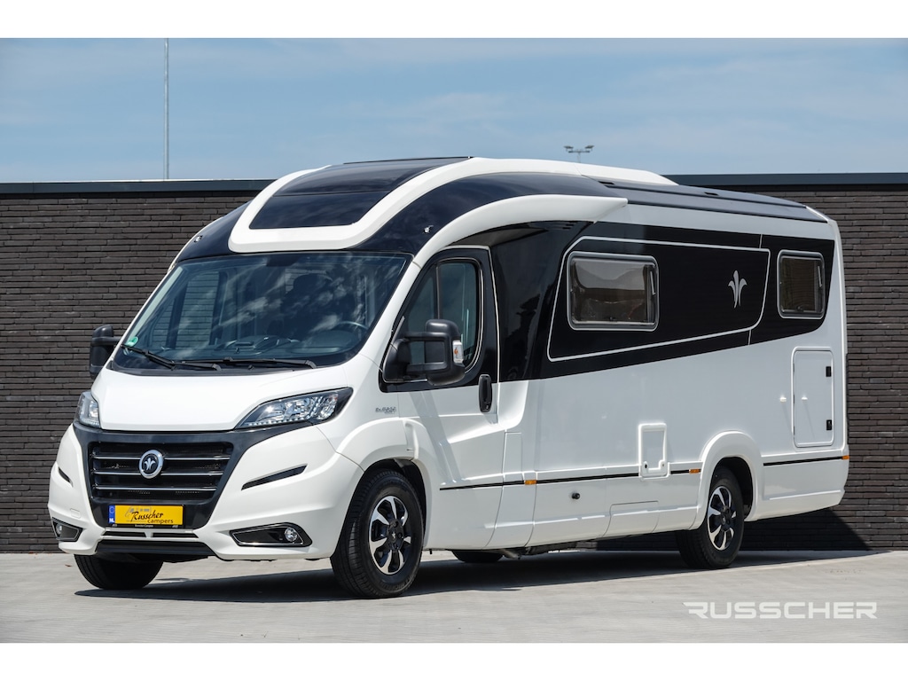 Niesmann-Bischoff Smove 7.4 E 150Pk Automaat | Leder | Lengtebedden