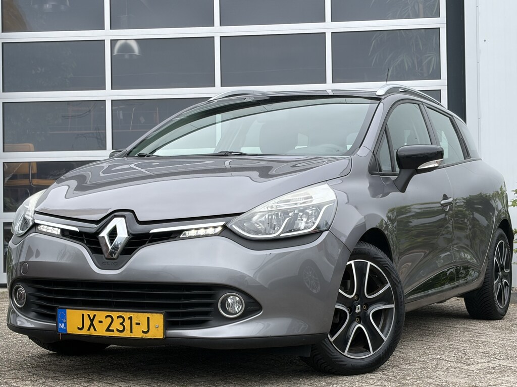 Renault Clio Estate 0.9 TCe Expression 90pk | Audio-navigatie full map | Bluetooth | Cruise control | Dab | Lichtmetalen velgen 16" | Parkeersensor achter | Stuur multifunctioneel | Zeer nette auto!