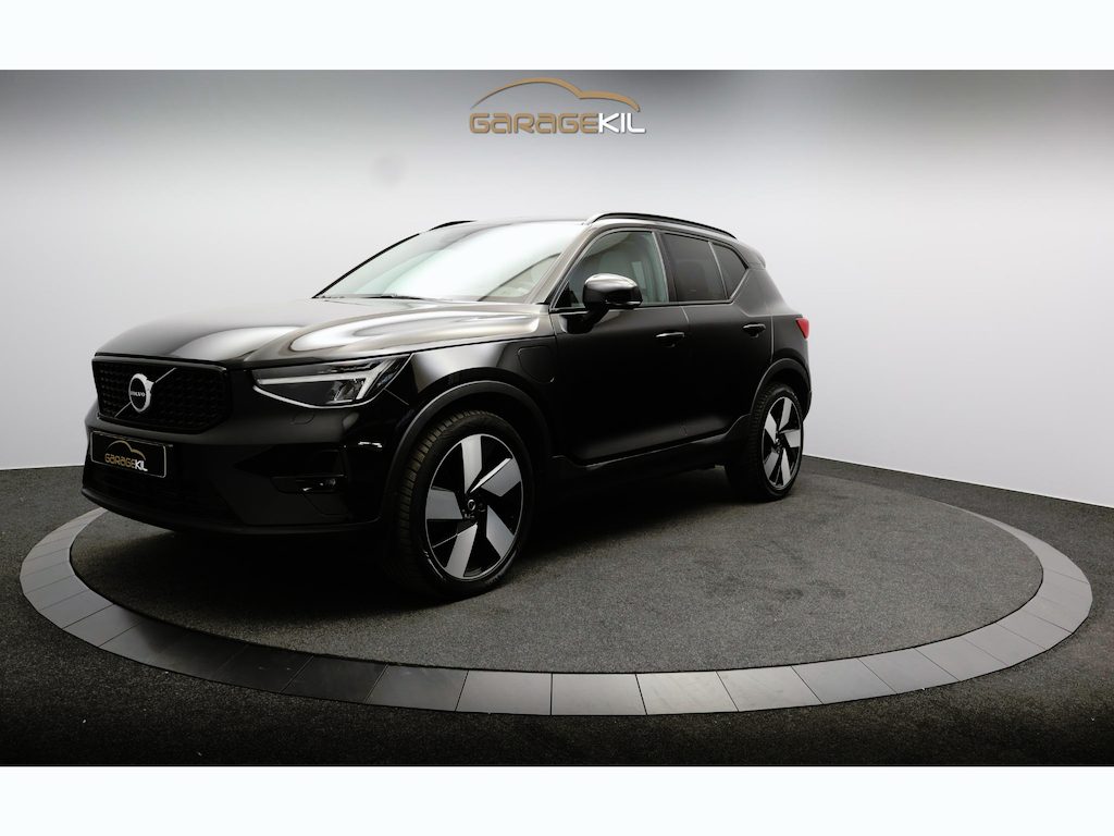 Volvo XC40 1.5 T4 Plug-in hybrid Ultimate Dark Leder / Camera / Harman-Kardon / Memory / Pano /20'' LM velgen / Orrefors / Stoel+ stuur verw. /