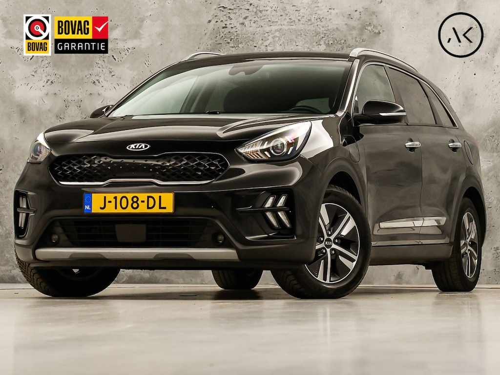 Kia Niro Hybrid 1.6 GDi PHEV DynamicPlusLine Automaat (APPLE CARPLAY, GROOT NAVI, STUUR/STOELVERWARMING, CAMERA, TREKHAAK, SPORTSTOELEN, GETINT GLAS, ADAPTIVE CRUISE, NIEUWSTAAT)