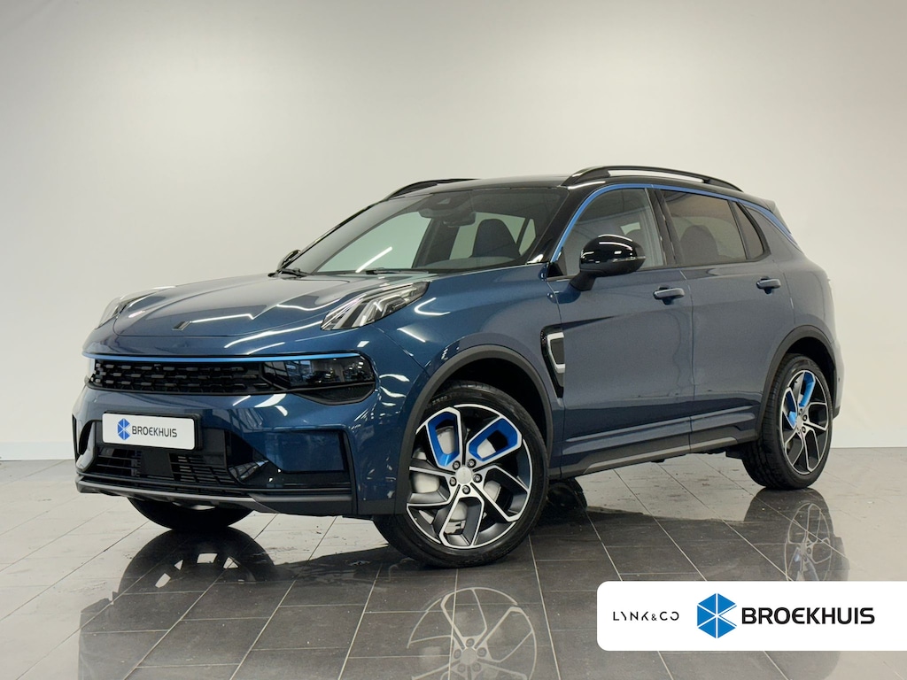 Lynk & Co 01 1.5 | Trekhaak | Stuurverwarming | 360 Camera | Apple Carplay/Android Auto | Panoramadak | CC Adaptief |