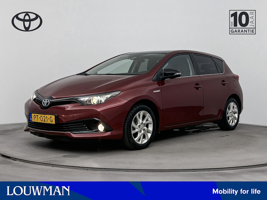 Toyota Auris 1.8 Hybrid Black Edition Go | Cruise Control | Navigatie | Achteruitrijcamera |