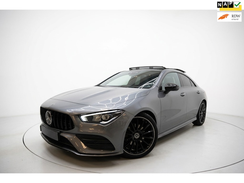 Mercedes-Benz CLA 180 AMG NIGHT PANO CAM CARPLAY