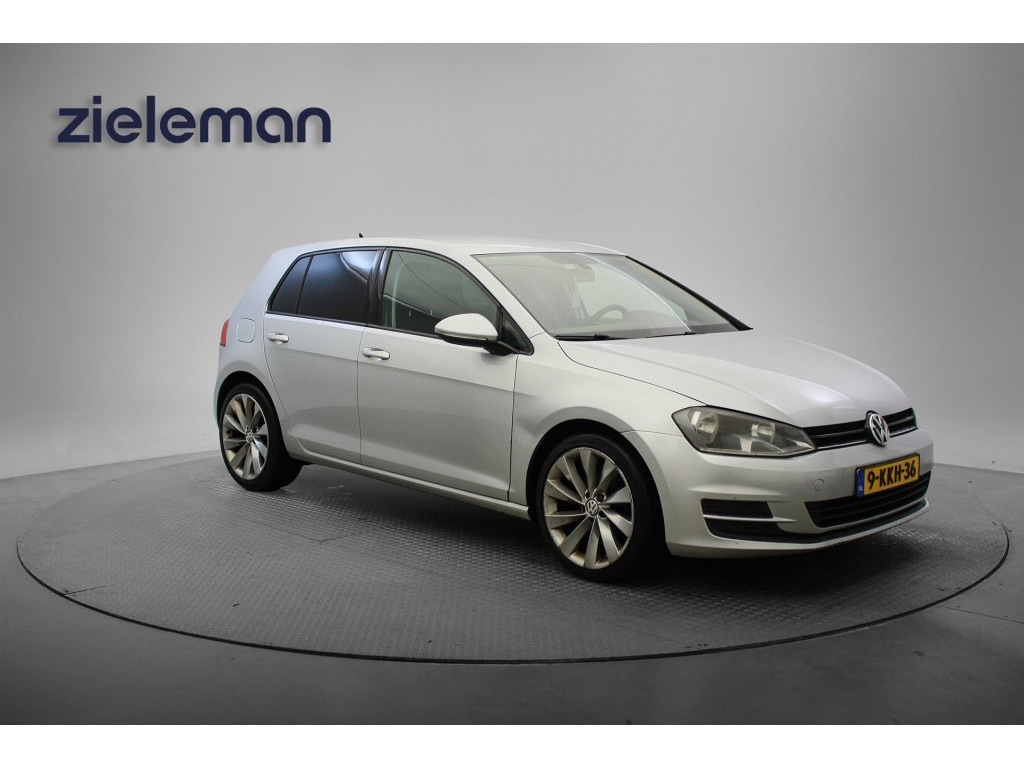 Volkswagen Golf 1.2 TSI Comfortline- Navi, Clima