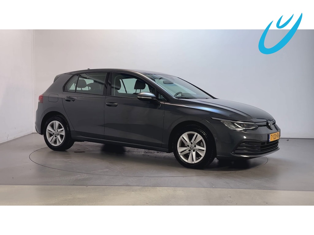 Volkswagen Golf 1.0 TSI 110pk Life Sfeerverlichting App-Connect Parkeersensoren DAB+