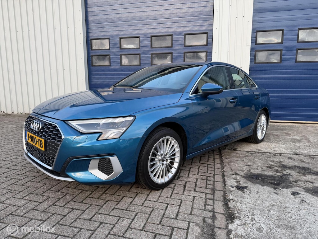 Audi A3 Limousine 35 TFSI Business edition