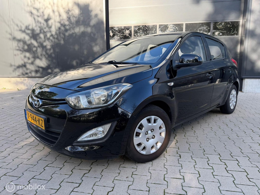 Hyundai i20 1.2i i-Drive Airco I Weinig KM I 1e Eigenaar