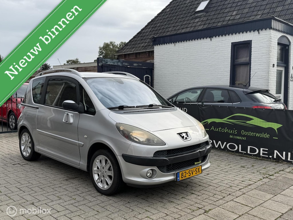 Peugeot 1007 1.6-16V Automaat schakelt soepel ! Nieuwe apk
