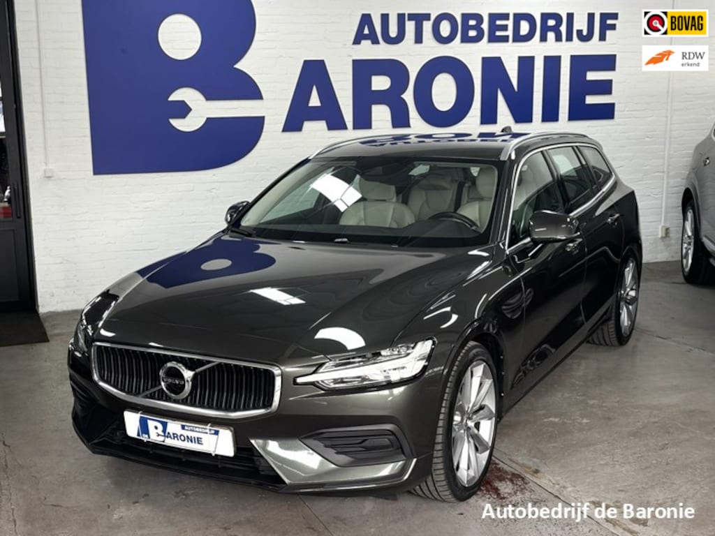 Volvo V60 2.0 T4 Momentum Pro, adaptive cruise