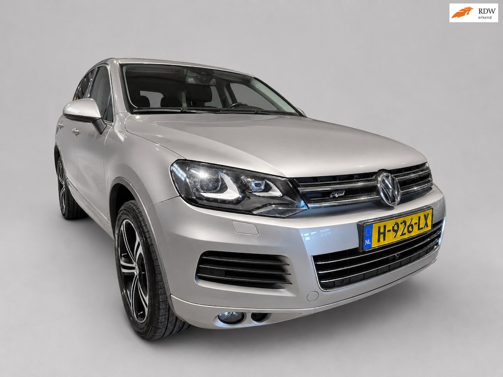 Volkswagen Touareg 3.0 TSI Hybrid High Edition - Panoramadak - Leder - Stoelverw en Koeling - Elektr klep - Elektr trekhaak