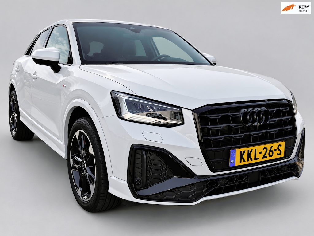 Audi Q2 30 TFSI S-Line - Leder - Stoelverwarming - Navi - Camera - CarPlay - Cruise - 10 dkm