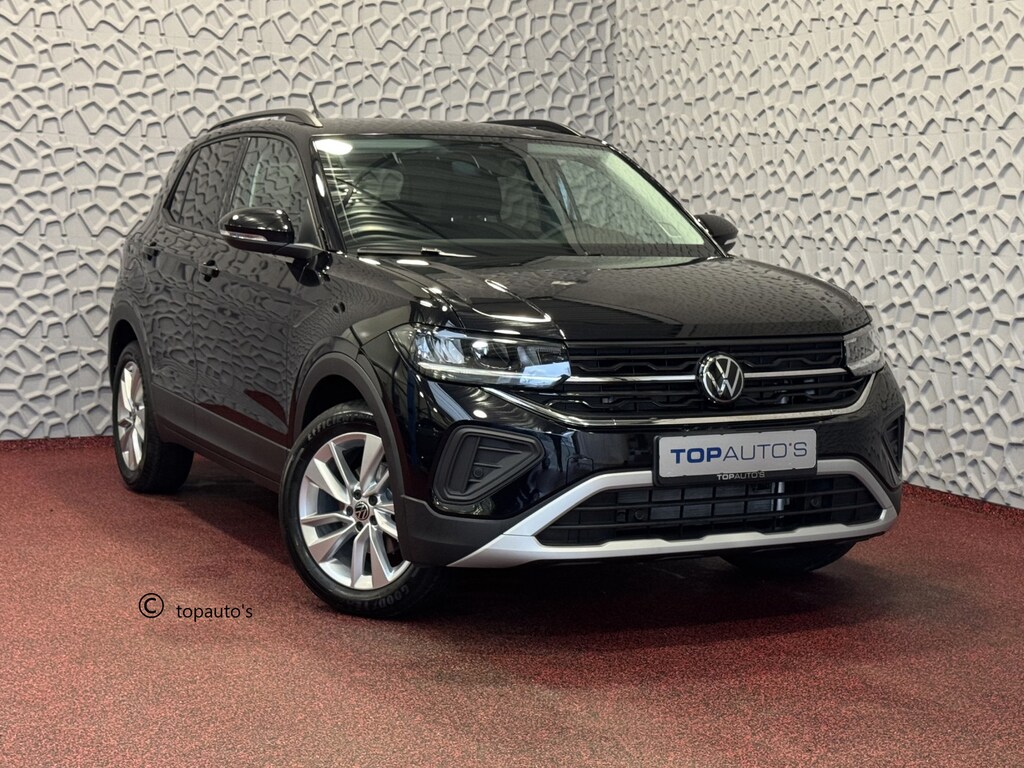 Volkswagen T-Cross ✅ NIEUWE AUTO✅TSI 17''LMV DODE HOEK TREKHAAK CAMERA VIR.COCKPIT STOELVERW. ADAP.CRUISE LMV CARPLAY 2025 ✅ Top Auto's Wijchen , 30 Jaar Specialist in Volkswagen : Alle Type's : R-Line Edition / Style / First Edition / Highline / Life , Zowel PHEV / HEV / MHEV / Benzine ✅