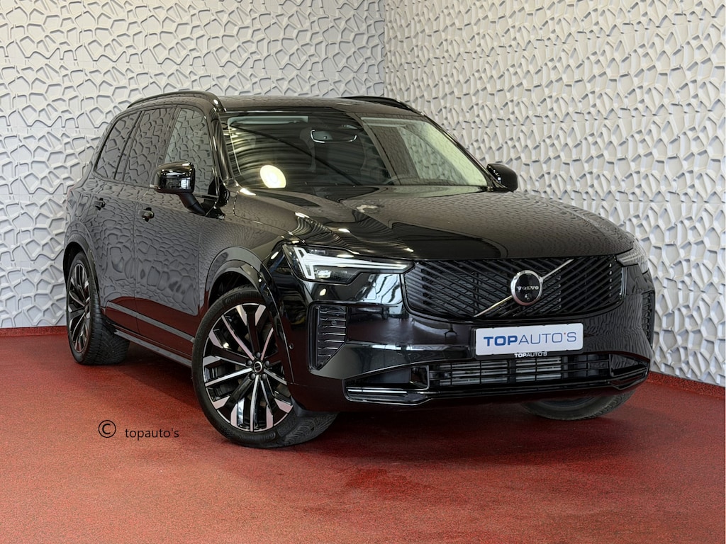 Volvo XC90 2.0 T8 456PK 12/25 LUCHTVERING Bowers & Wilkins AWD 7P ULTRA DARK SCHUIFDAK ELEK.TREKHAAK SCHUIFDAK 21''LMV STOEL/STUUR.VERW PANORAMA STANDKACHEL HEADUP PHEV ✅Top Auto's Wijchen✅ 170 Nieuwe en bijna nieuwe Auto's met : Benzine / PHEV / Plug in hybrid / Hybrid / Mild hybrid / HEV / Keuze uit Plus / /Ultra/ Bright / Dark / Black Edition /