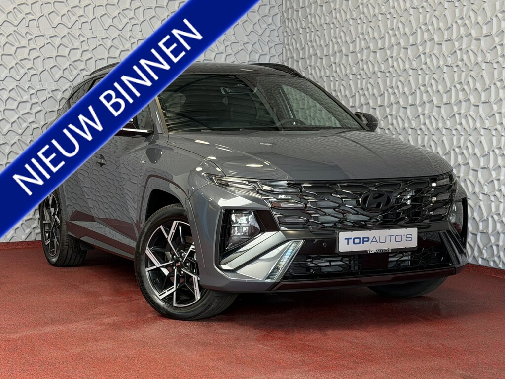 Hyundai Tucson NW AUTO 4WD 288PK N LINE + 1.6 T-GDI PHEV SKY PANO CAMERA STOELVERWARM 19" LMV ZWARTE HEMEL STUURVERW. PLUG IN HYBRIDE 4X4 AWD