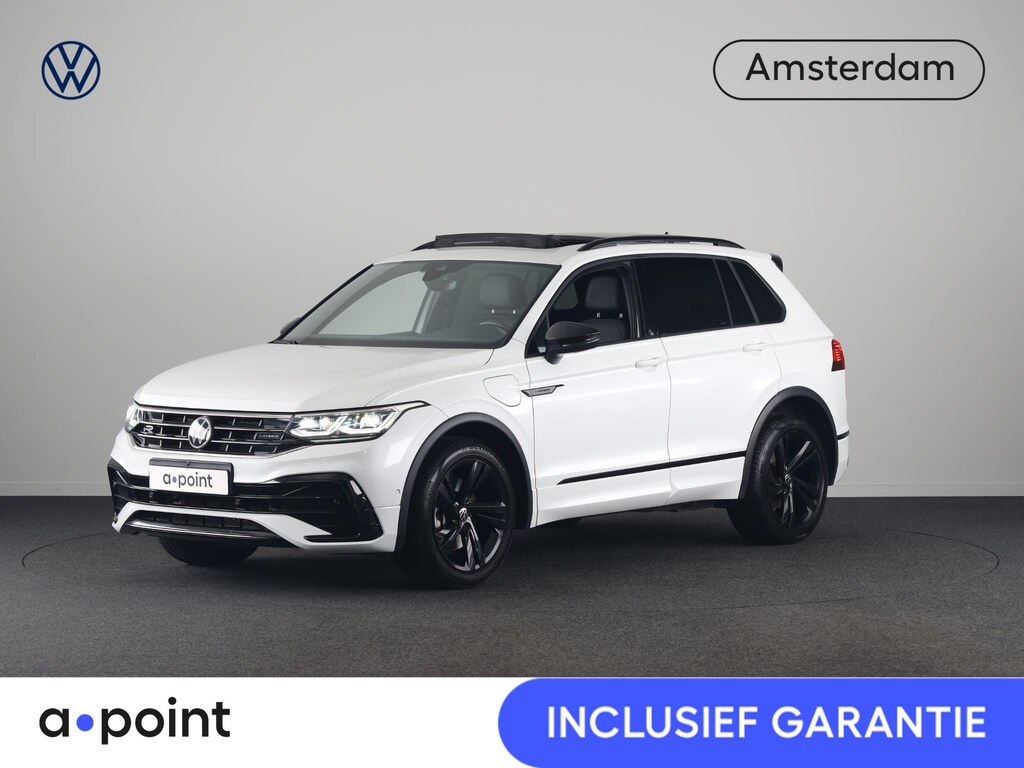 Volkswagen Tiguan 1.4 TSI eHybrid R-Line Business 245 pk Automaat (DSG) | Navigatie | Panoramadak | Parkeersensoren (Park assist) | Rondomzicht camera | Lederen bekleding | Elektr. voorstoelen met geheugen | Black Style pakket | R-Line |