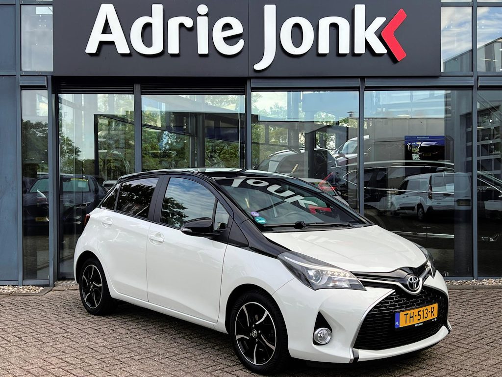 Toyota Yaris 1.0 VVT-i Trend | CRUISE CONTROL | ACHTERUITRIJCAMERA | BI-TONE | CLIMATE CONTROL | ALL SEASON BANCEN | 16 INCH LMV |