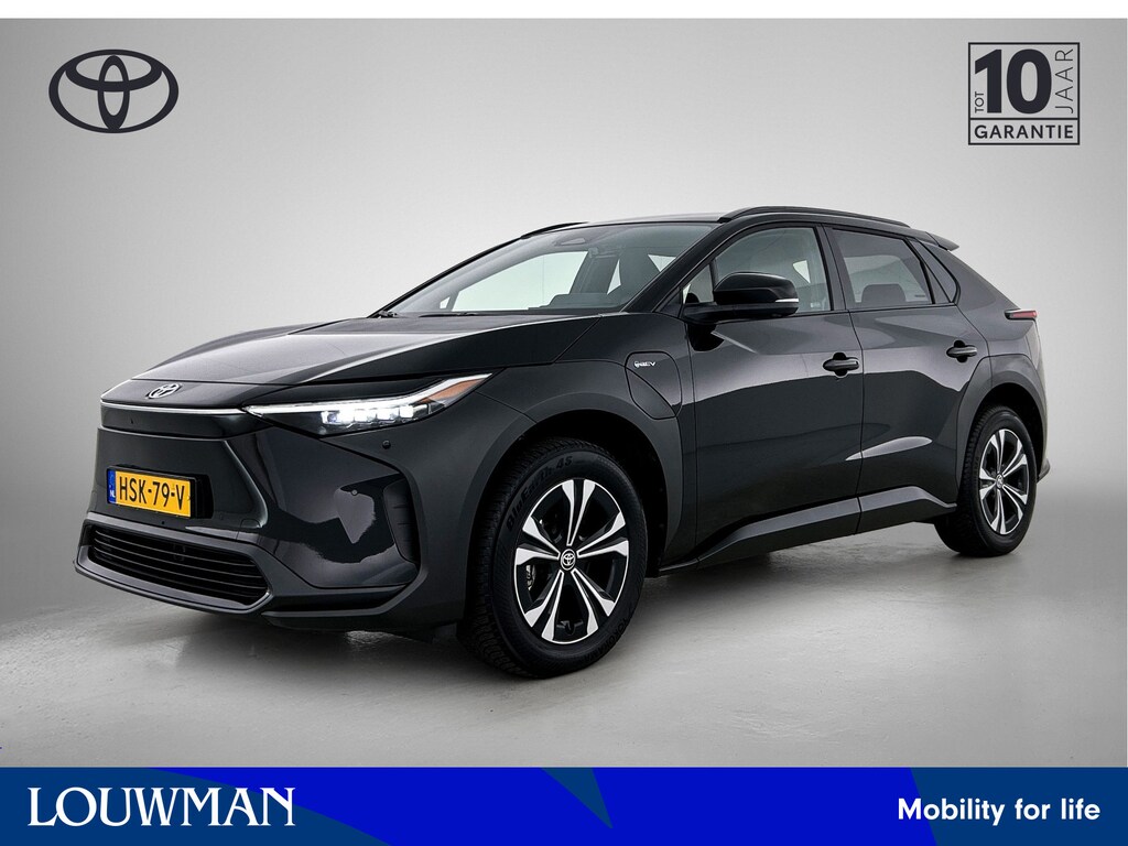 Toyota BZ4X Dynamic 71 kWh | Parkeersensoren V+A | Blindspot | Stuur-Stoelverwarming |