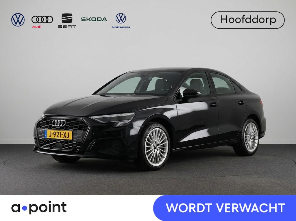 Audi A3 Limousine 35 TFSI Business edition 150 pk S-tronic | Navigatie | Parkeersensoren achter | Cruise control | LED koplampen | Apple Carplay/Android Auto |