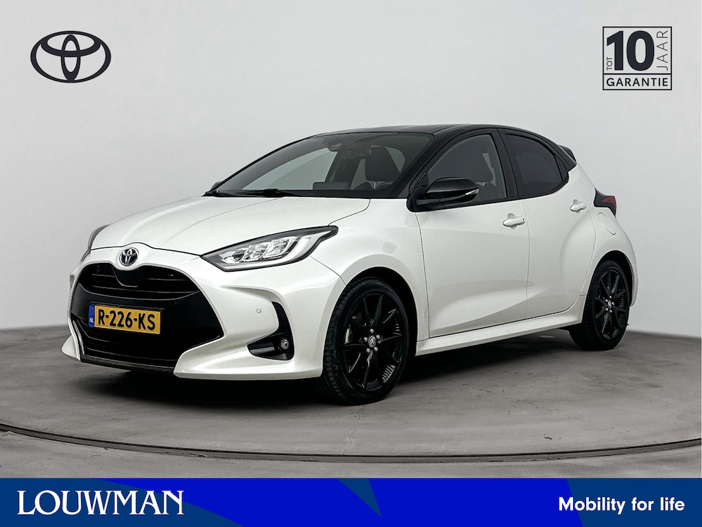 Toyota Yaris 1.5 Hybrid Executive | Parkeersensoren V+A | Blindspot | Stoelverwarming |