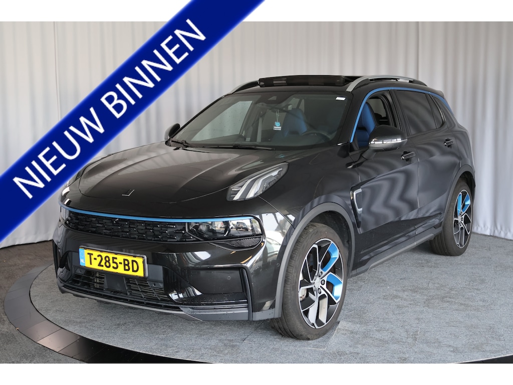 Lynk & Co 01 1.5 PHEV, NAP, Panoramadak, 360camera, zwarte hemel